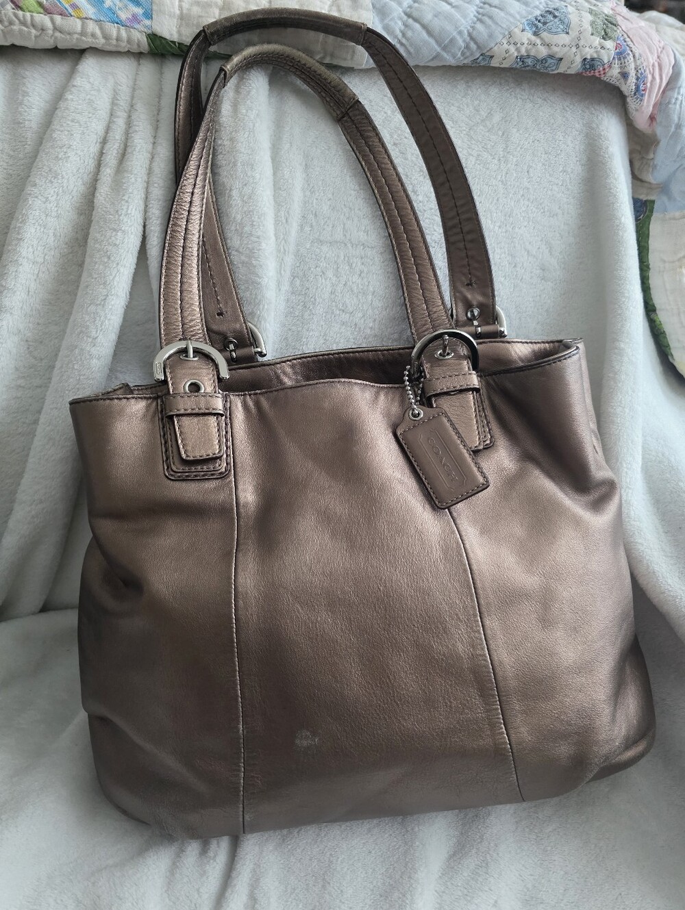 Coach Metallic Soho Leather Shoulder Bag F17216 Y2k Chic Purple Lining